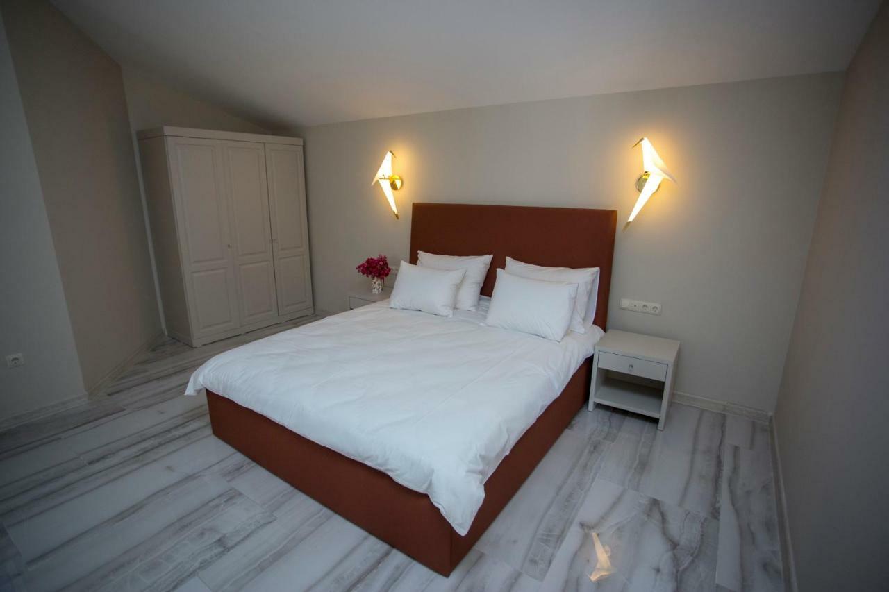 Downtown Hotel Batumi Exterior foto